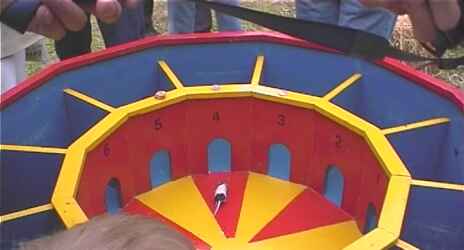 BURGFEST06b.jpg (11373 Byte)
