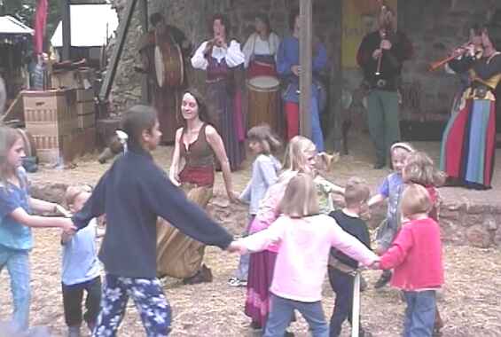 BURGFEST13b.jpg (23829 Byte)